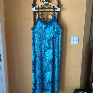 NWT, Elsie&Zoie Maxi Dress